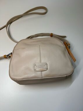 RADLEY LONDON Cream Leather Crossbody with Tan Accents